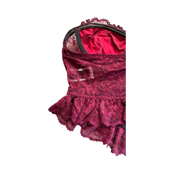 Lace Bustier in Rich Burgundy with Bat & Cross Pendant - Picture 8 of 8